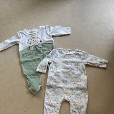 Pyjamas pour bébé 