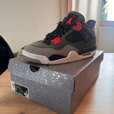 Nike AirJordan 4 Retro Infrared