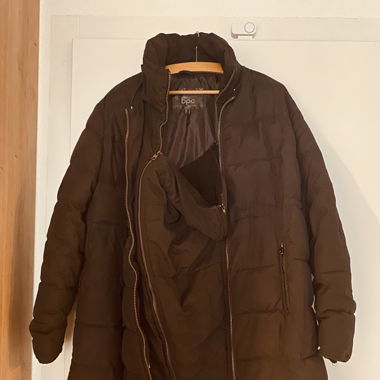 3-in-1 warm wattierte Umstands-und Tragejacke. 
