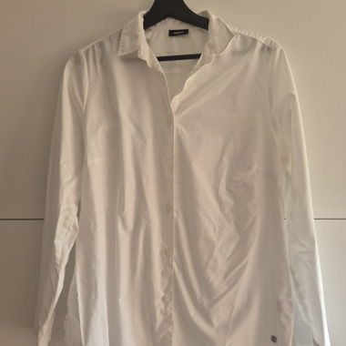 Chemise blanche à manches longues