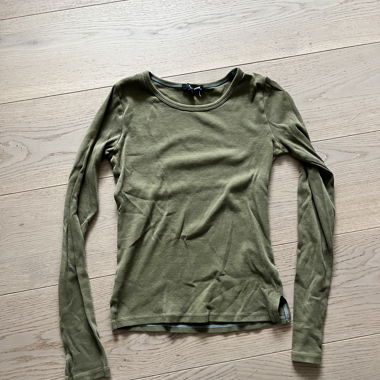Green Long-Sleeve Sweater
