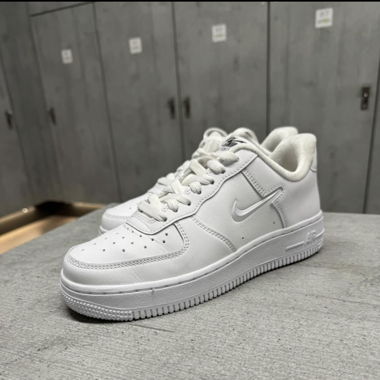 NIKE WMNS AIR FORCE 1’07 SE