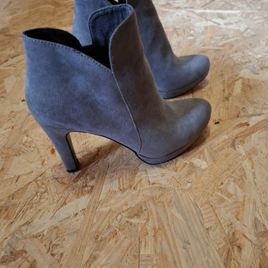 Tamaris Heeled Ankle Boots