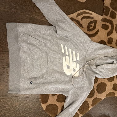 Hoodie New Balance grigio