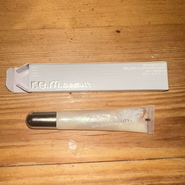 r.e.m. beauty plumping Lipgloss NEW