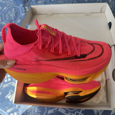 Nike Zoom Alphafly Next% 2