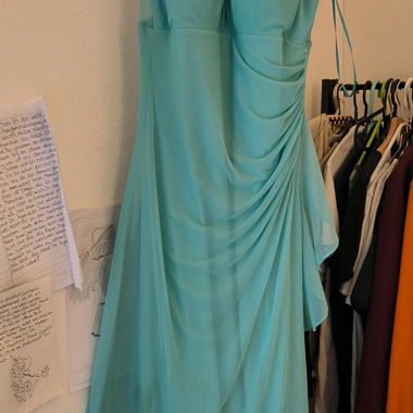 Langes Abendkleid