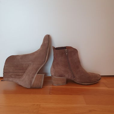 Gabor Ankle Boots 6.5
