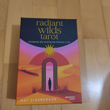 Brand new tarot set