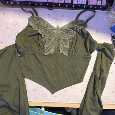 Butterfly Top with flowy sleeves