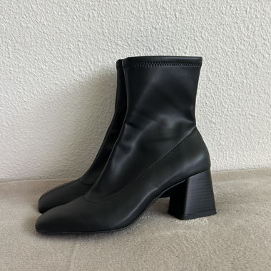 Bottines à talon noires
