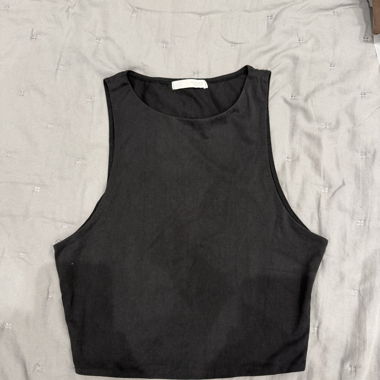 Black sleeveless top