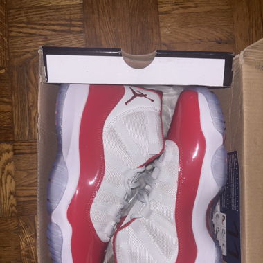 Jordan 11 rouge 