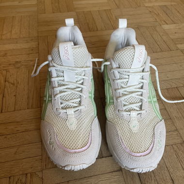 Baskets ASICS EU 39