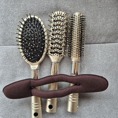 Hairbrush Set with Bun Helper