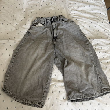 Baggy grey jorts 