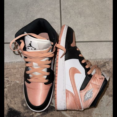 Air Jordan Mid Sneakers peach EU 36.5