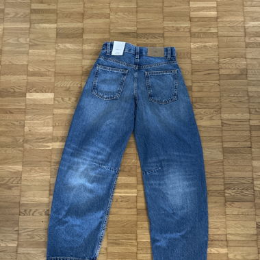 Jeans in denim blu