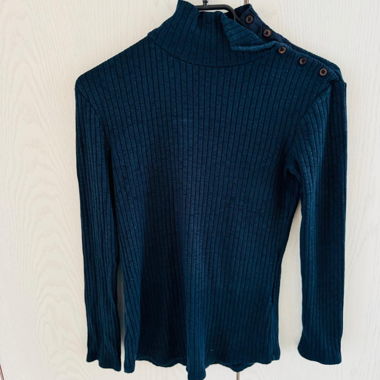 Schöner Pullover Marke Massimo Dutti