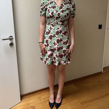 Sandro Seidenkleid mit Blumenprint