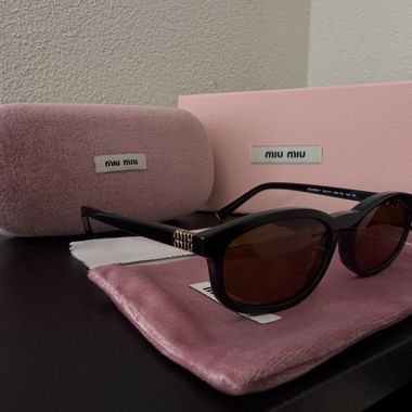 Miu Miu Sonnenbrille