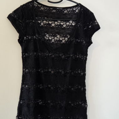 Schwarzes Spitzen-Shirt