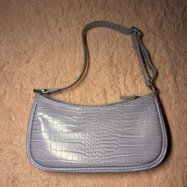 PURPLE HANDBAG 