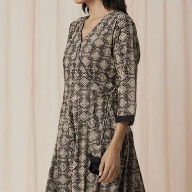 indisches Kleid mit Hose( Kurta ) Grösse M