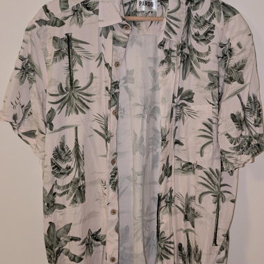 Short-sleeve shirt from a boutique in Colombia