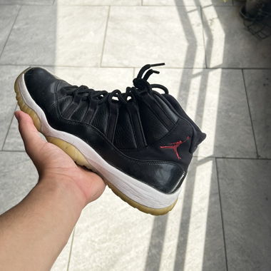 Baskets Jordan 11 noires