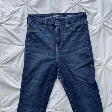 HOLLISTER SKINNY JEANS
