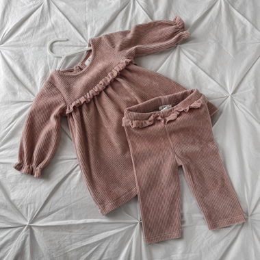 Kleid & Hose