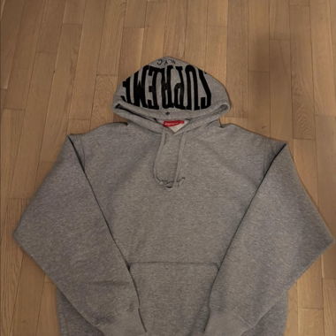 Supreme Hoodie