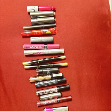 Lipsticks 