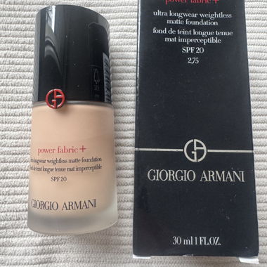 Giorgio Armani Power fabrick foundation