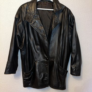 Giacca in pelle nera