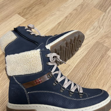 Warme Winterschuhe