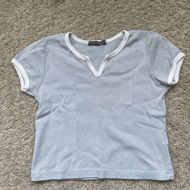 T-shirt Brandy Melville manches courtes bleu clair