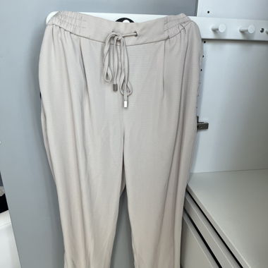 Zara Hose