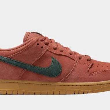 Nike SB Dunk Low Pro