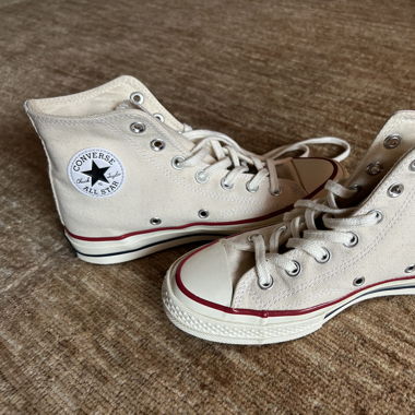 Converses blanc cassé