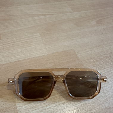 Sonnenbrille 