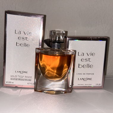 La vie est belle Lancôme (parfum & lait hydratant)