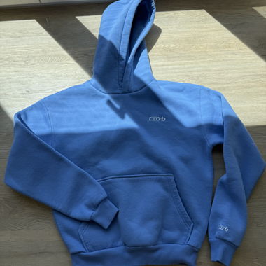 Blue hoodie with Cusbclo