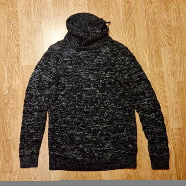 Pull col roulé noir Clock House M