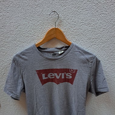 Levis Shirt