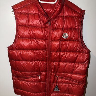 Doudoune sans manches Moncler rouge