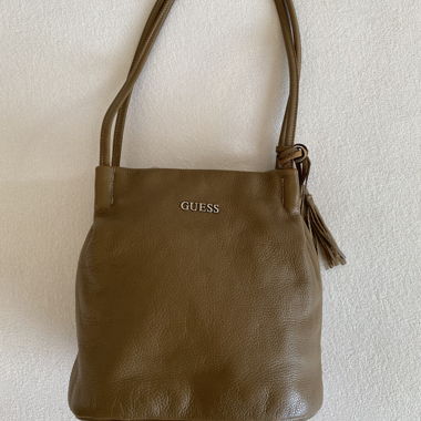 Guess Damen Handtasche aus Echtleder Braun 