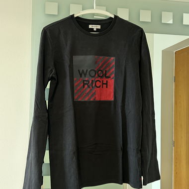 Schwarzes Woolrich-Langarmshirt