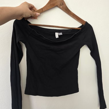 Off-Shoulder Ribbed Crop-top – H&M Basic – Size M